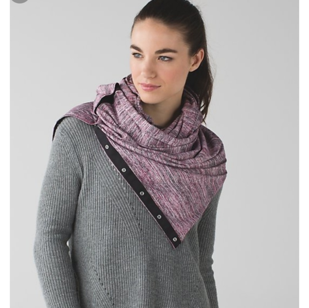 Lululemon scarf